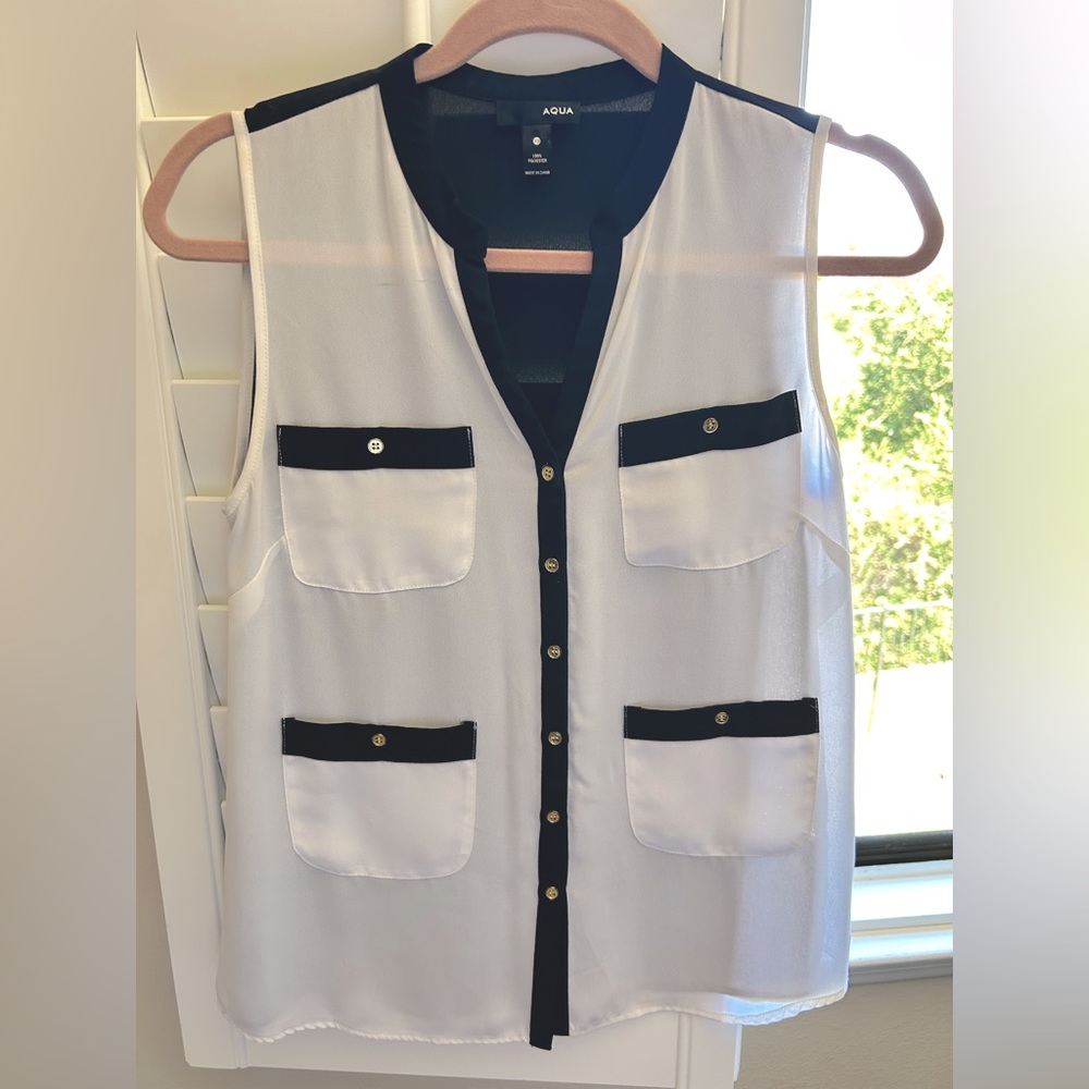 Light and Flowy Aqua Top (Black/White)